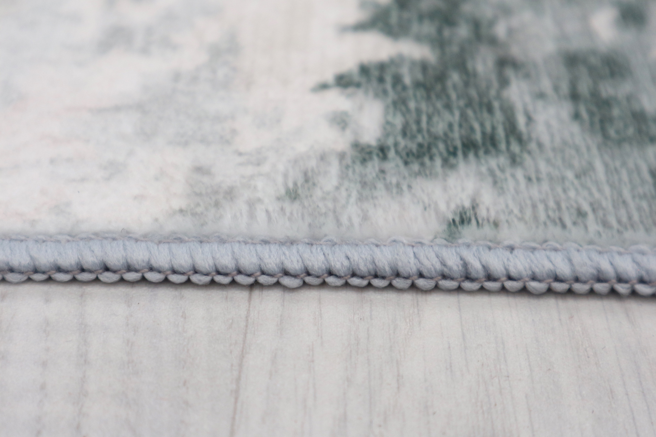 Machine woven Kaydon washable rug NWA006