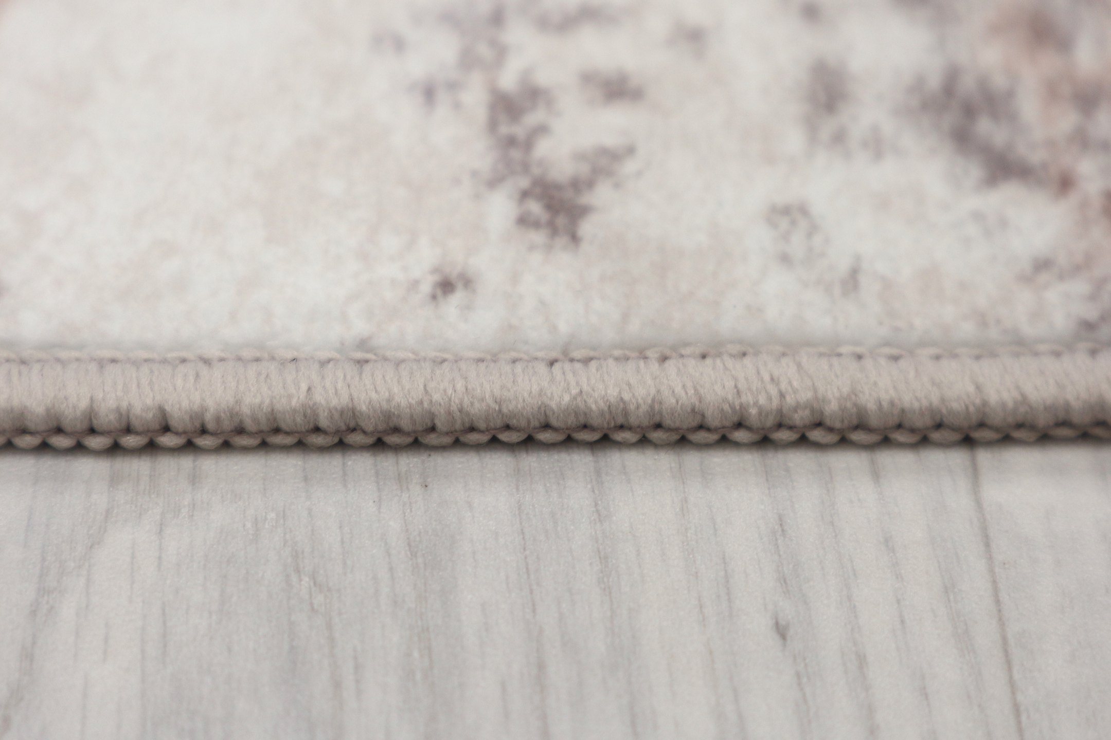 Machine woven Kaydon washable rug NWA007