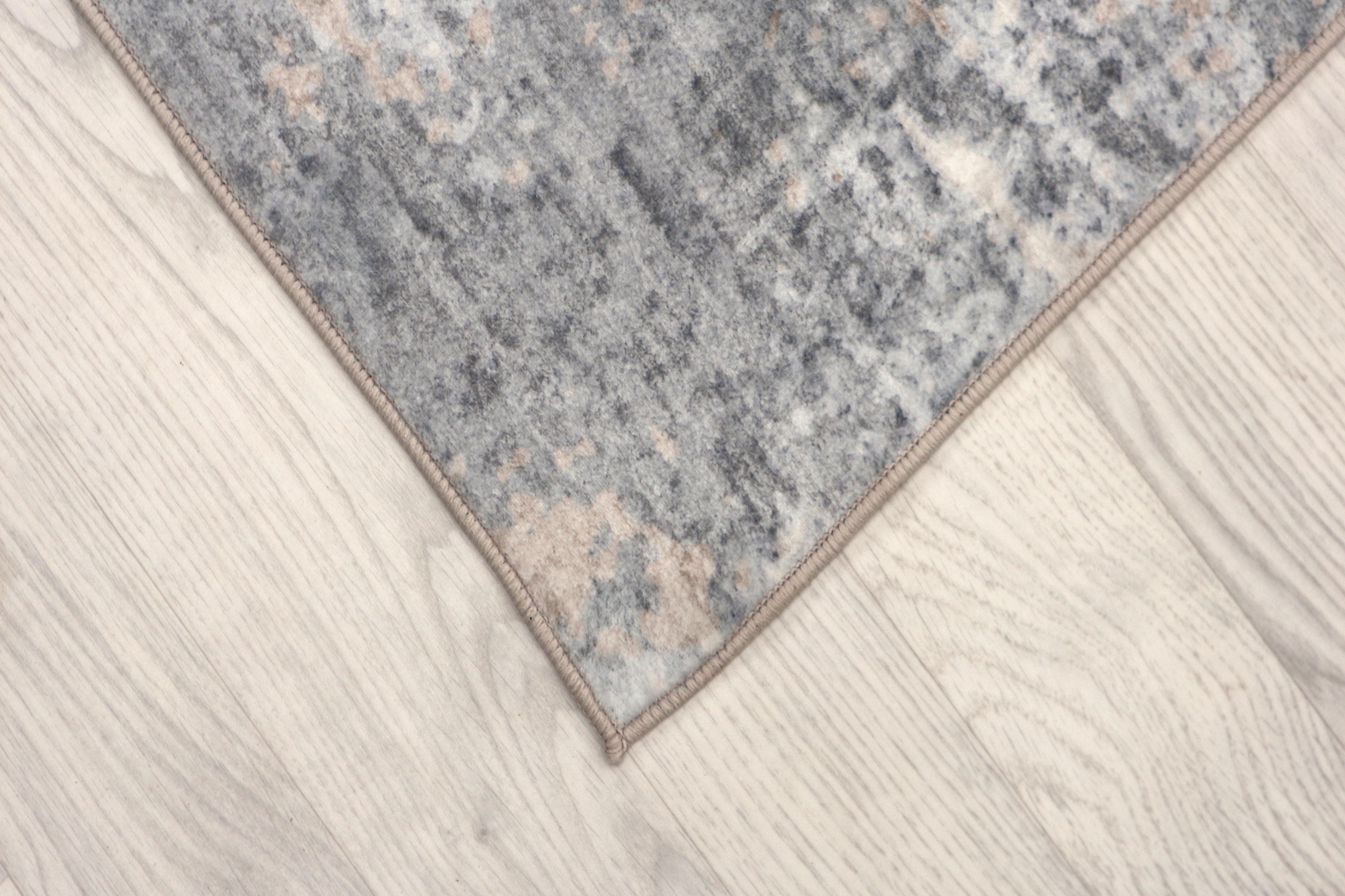 Machine woven Kaydon washable rug NWA008