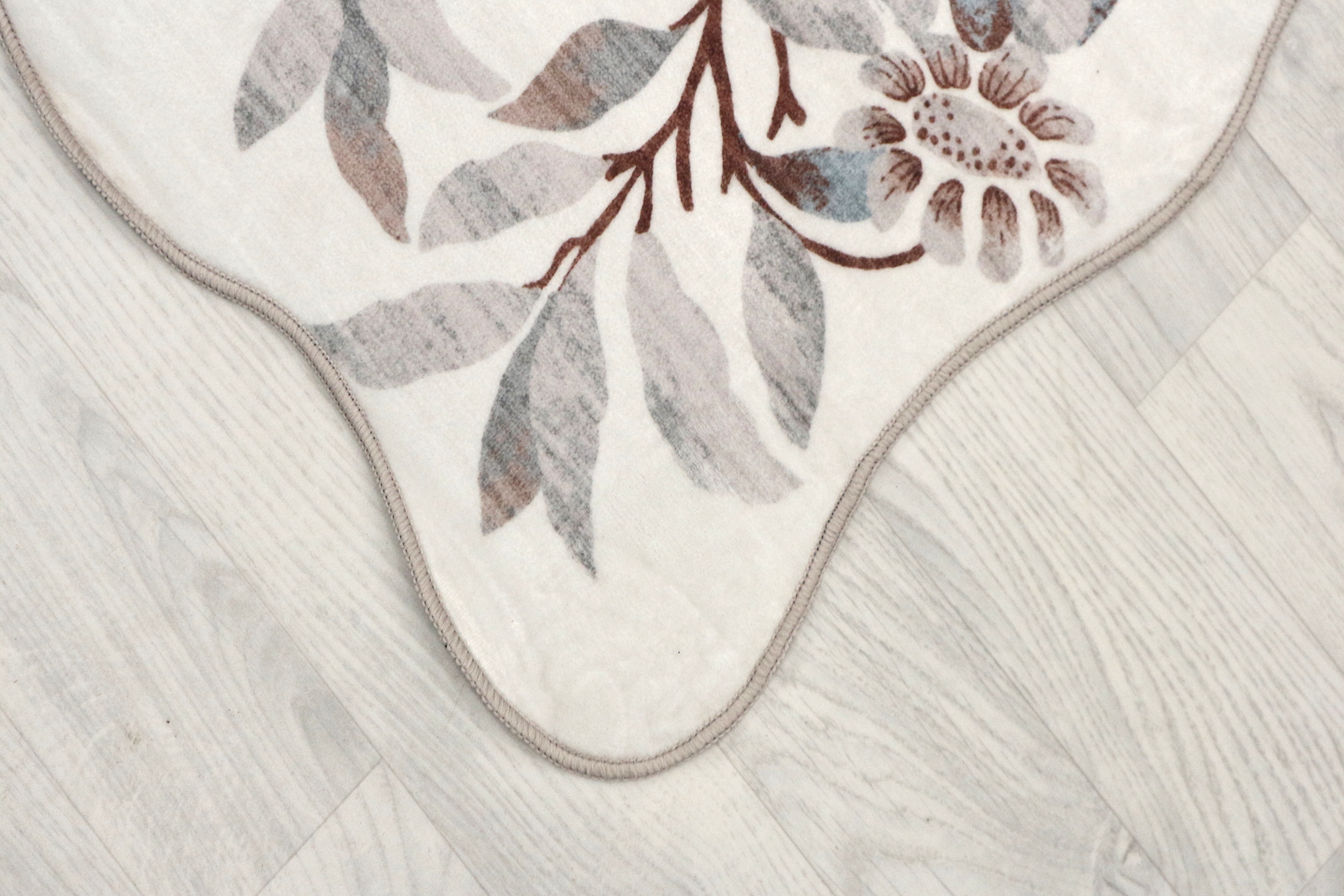 Machine woven Kaydon washable rug NWA010