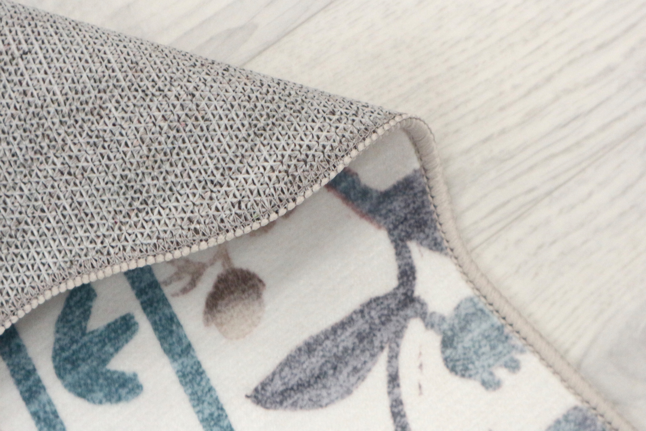 Machine woven Kaydon washable rug NWA011
