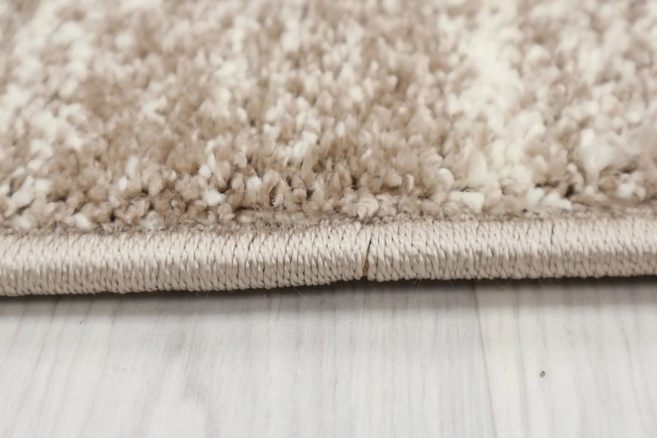 Grace Machine woven rug NGR002