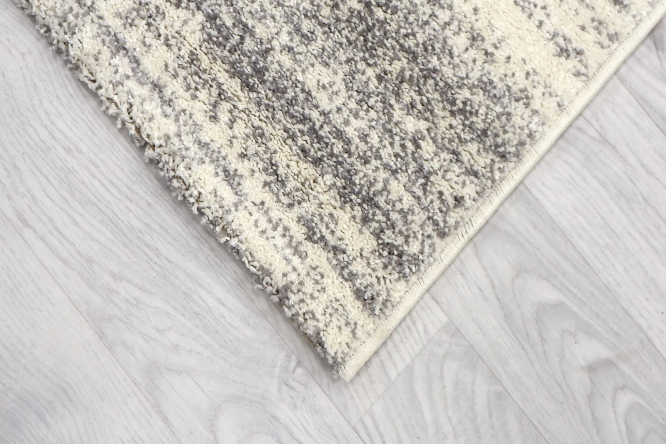 Grace Machine woven rug NGR005