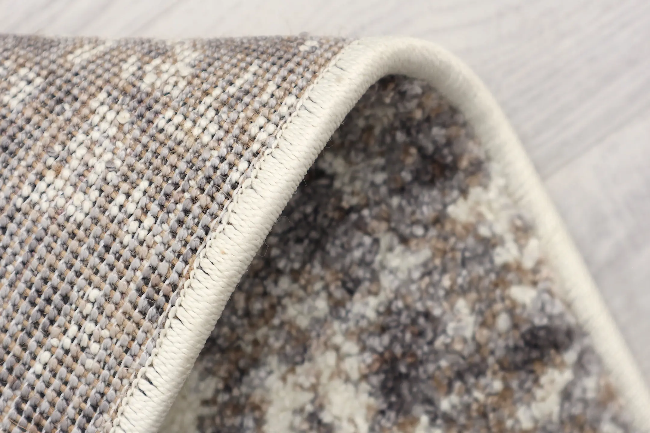 Grace Machine woven rug NGR007