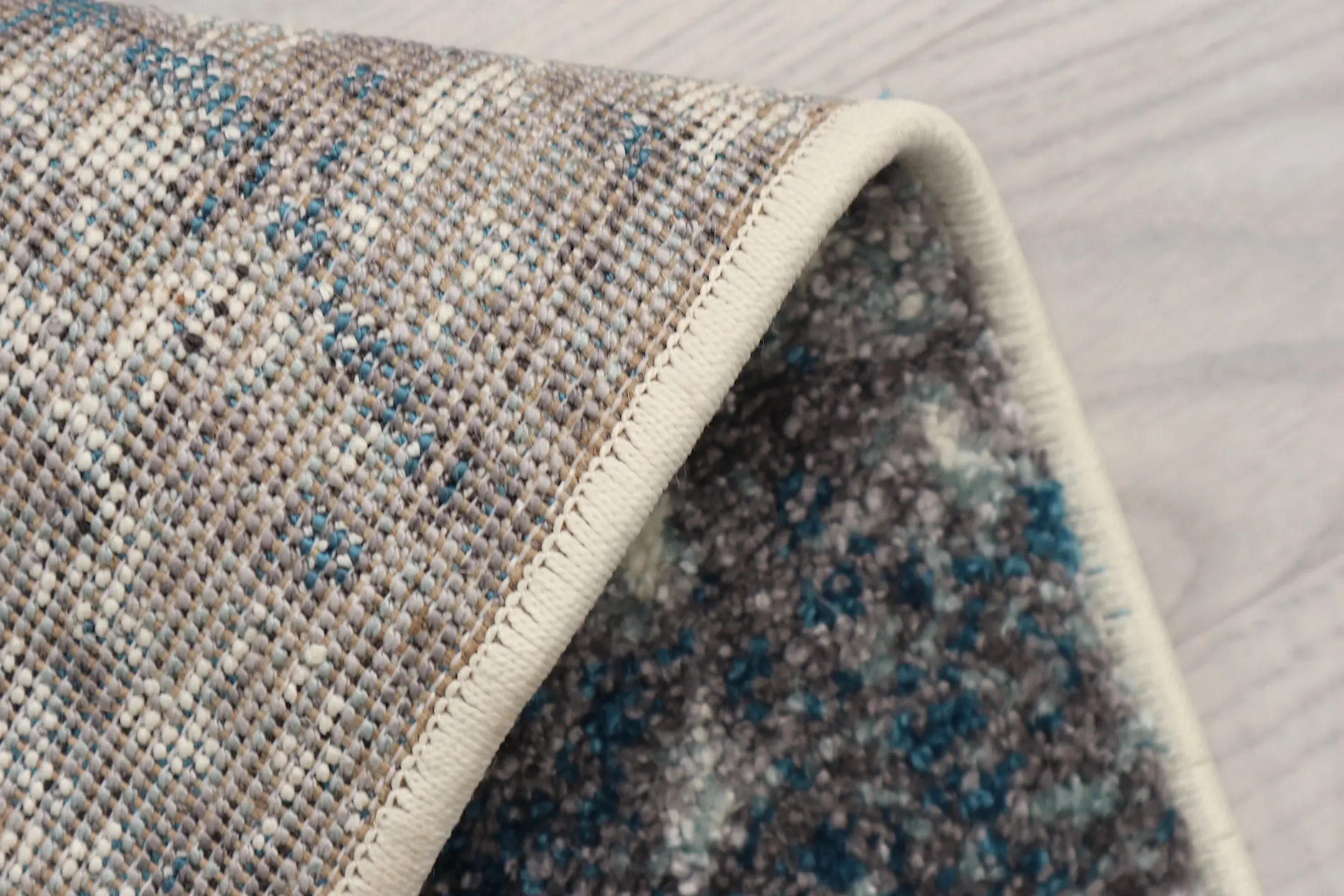 Grace Machine woven rug NGR008