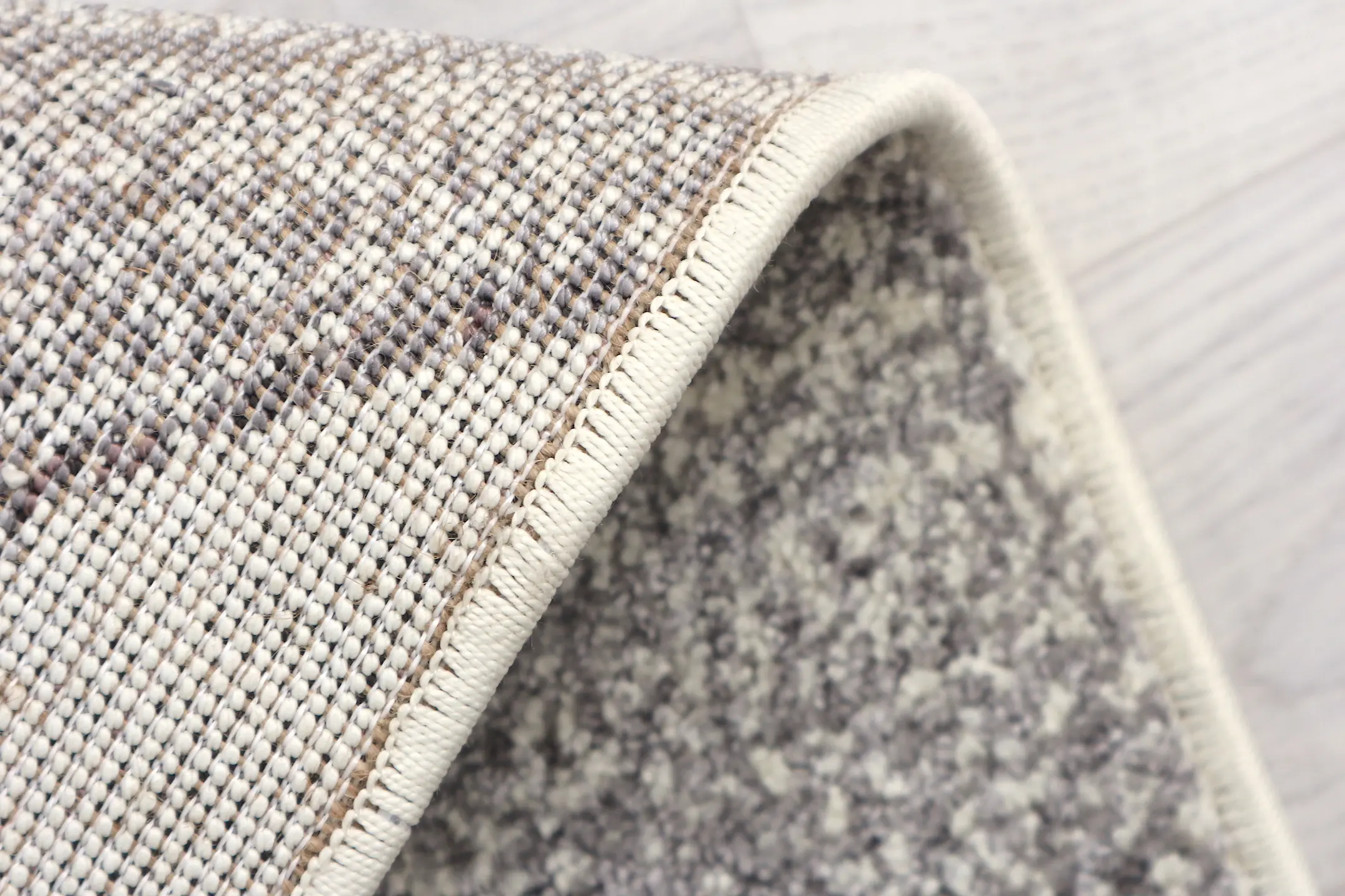 Grace Machine woven rug NGR010