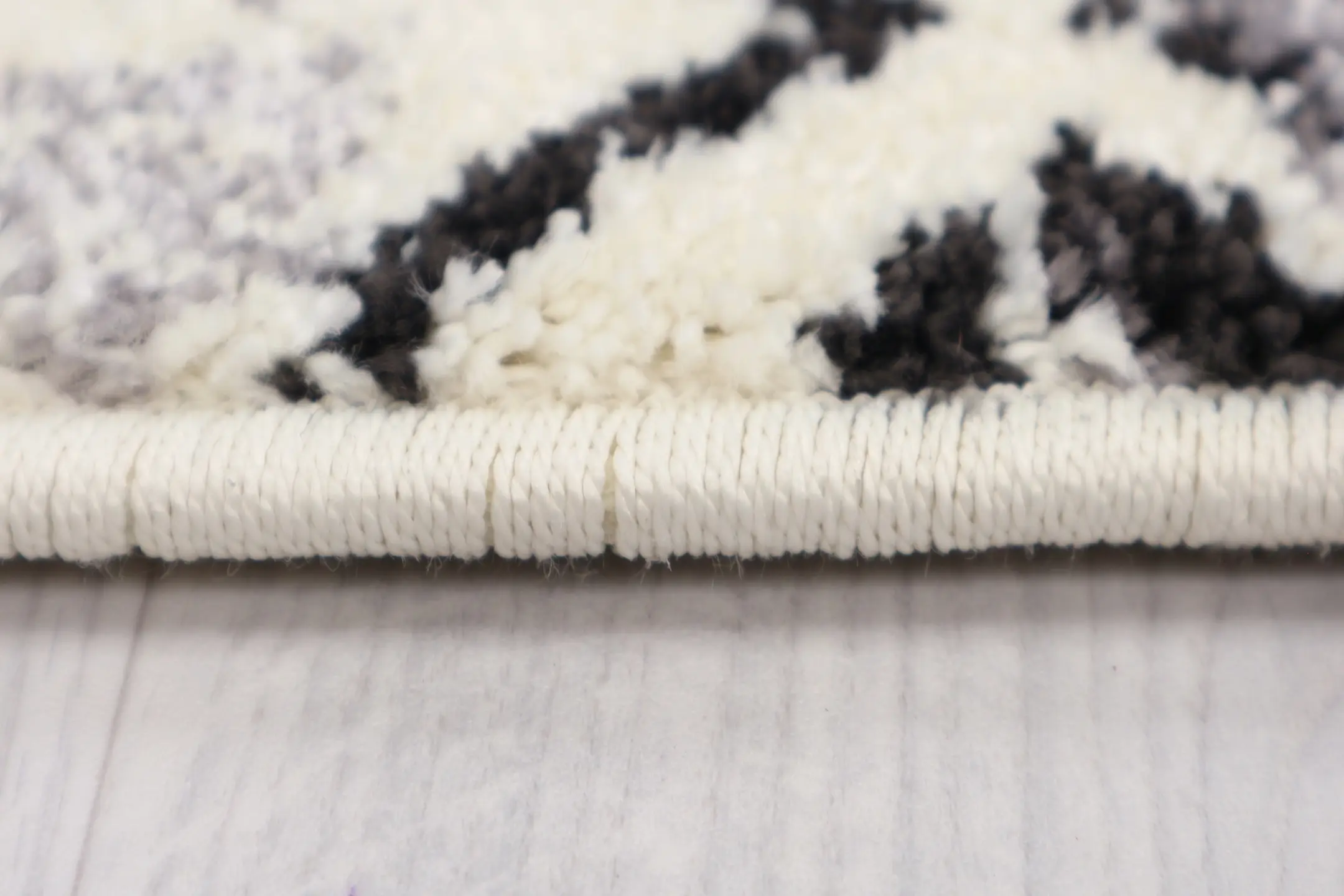 Grace Machine woven rug NGR011