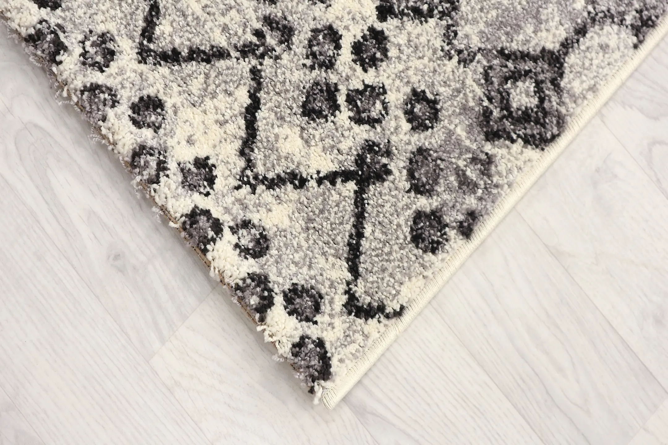 Grace Machine woven rug NGR011