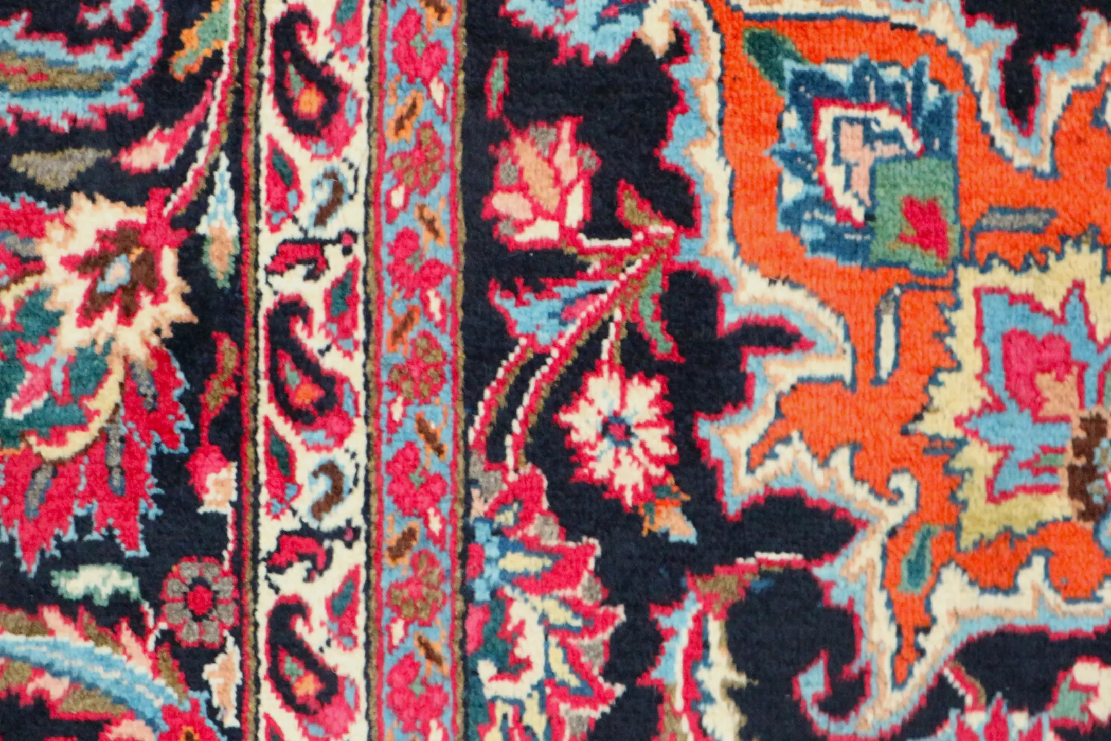 Persian Meshed Rug PME027CHE 338 x 245