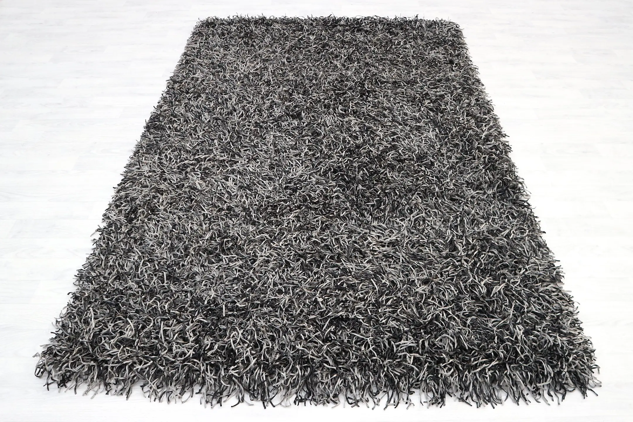 Tagliatelle Shaggy Rug ILST53