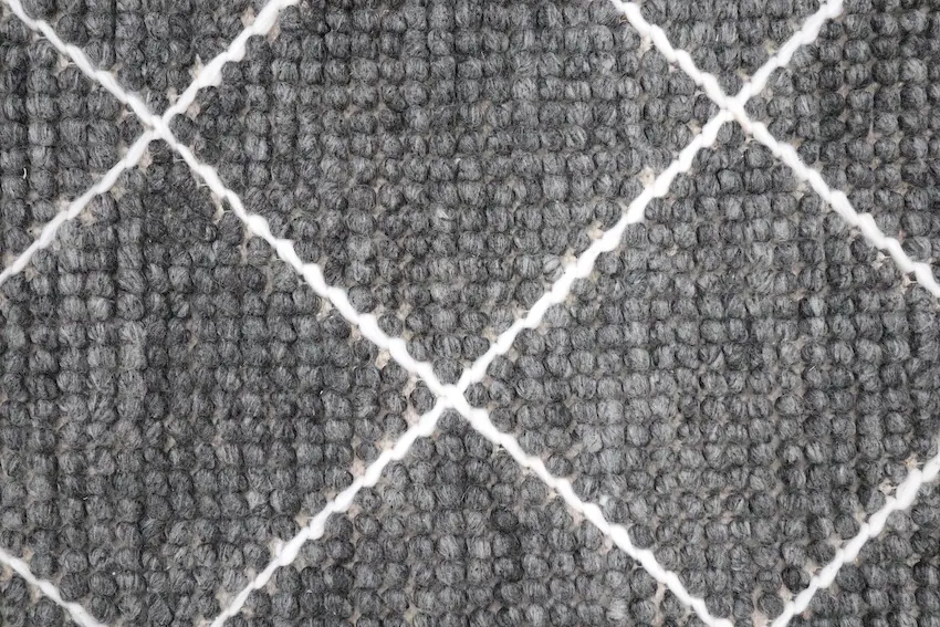 Plaited Rug - Grey - Plain 100% wool rug with Plaited design ILE009