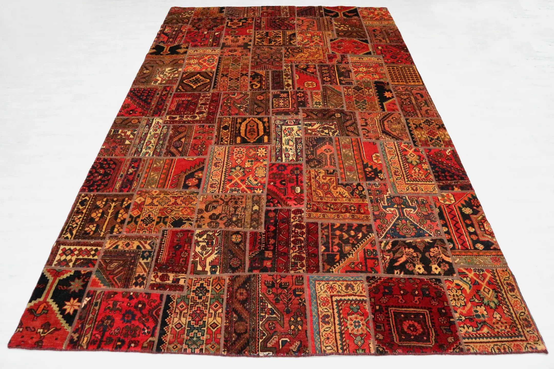 Persian Patchwork Rug PER027PAT 353x250