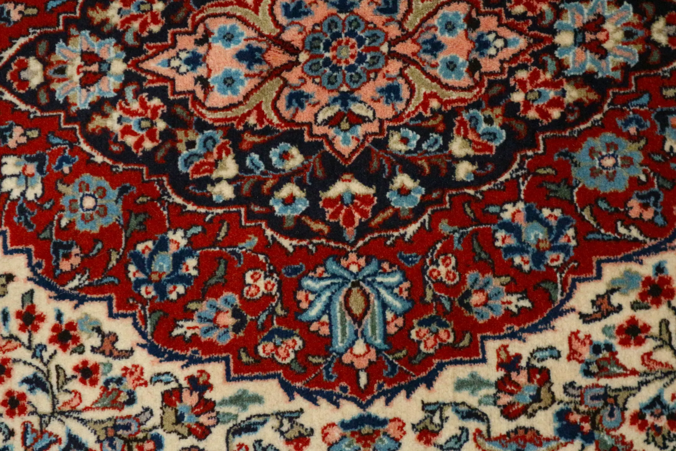 Persian Sarouk Rug PSA020F82 236 X 135