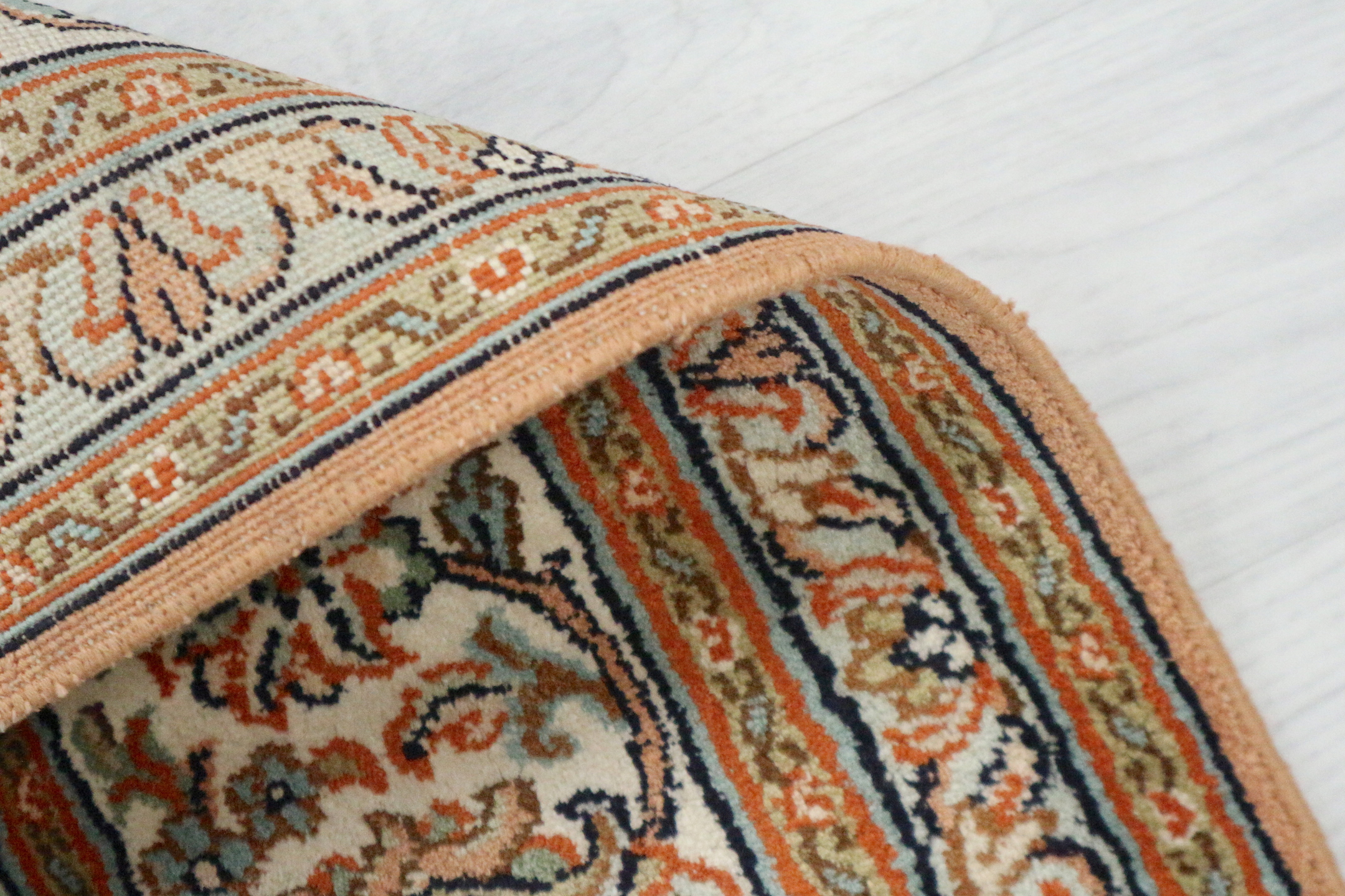 Kashmir Silk Rug KSK018075 180x/123