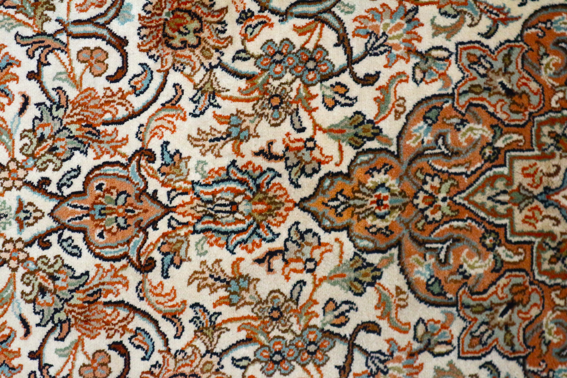 Kashmir Silk Rug KSK018075 180x/123