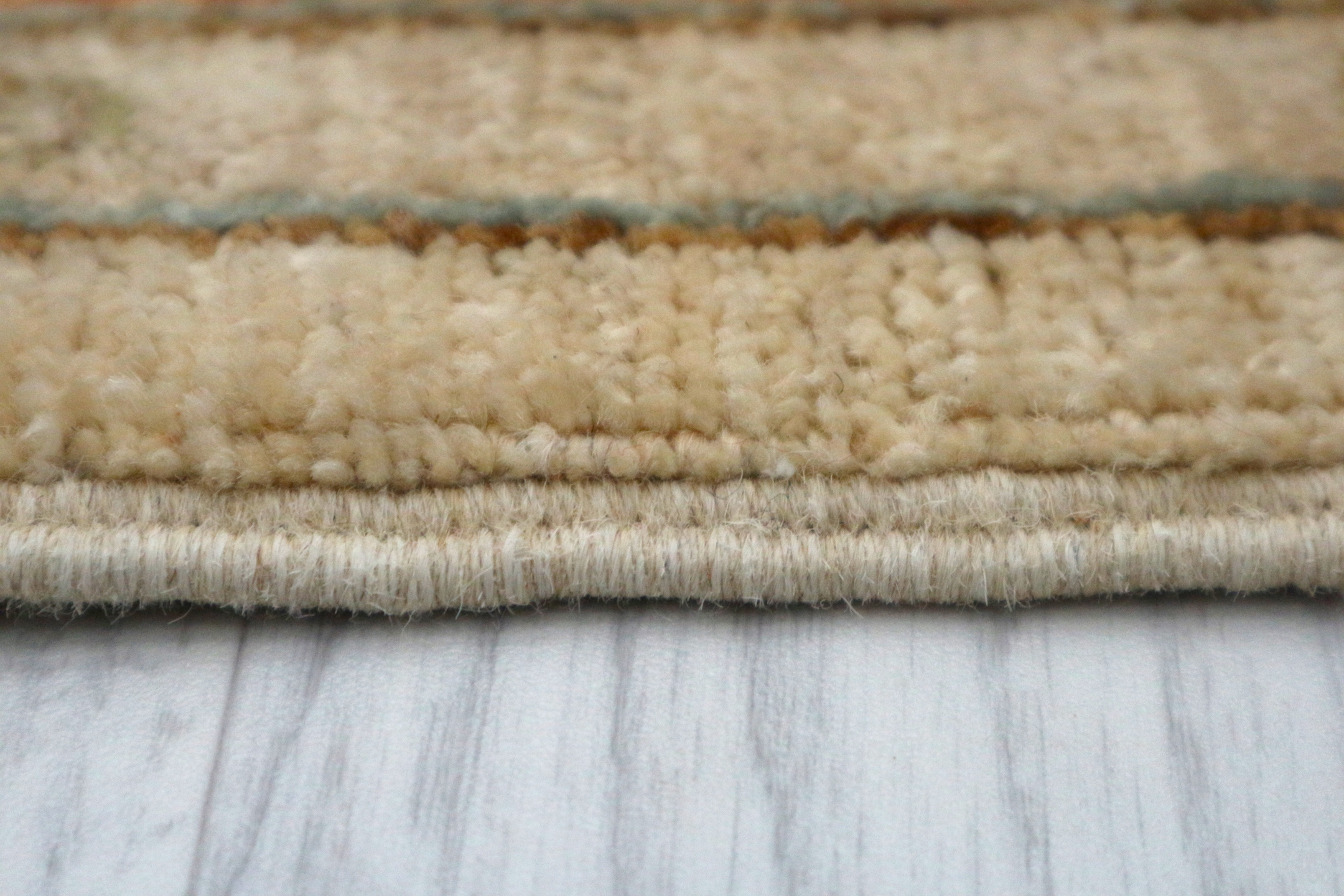 Afghan Veg Dye Rug AVE008082 117x82