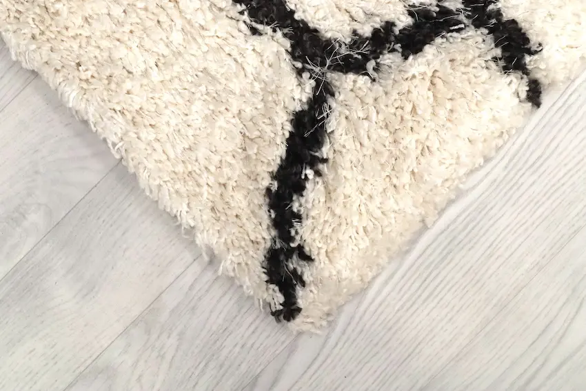 Shaggy Rug - Cream ZBK010