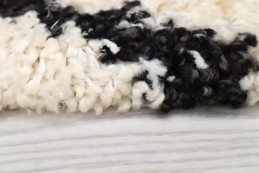 Shaggy Rug - Cream ZBK010