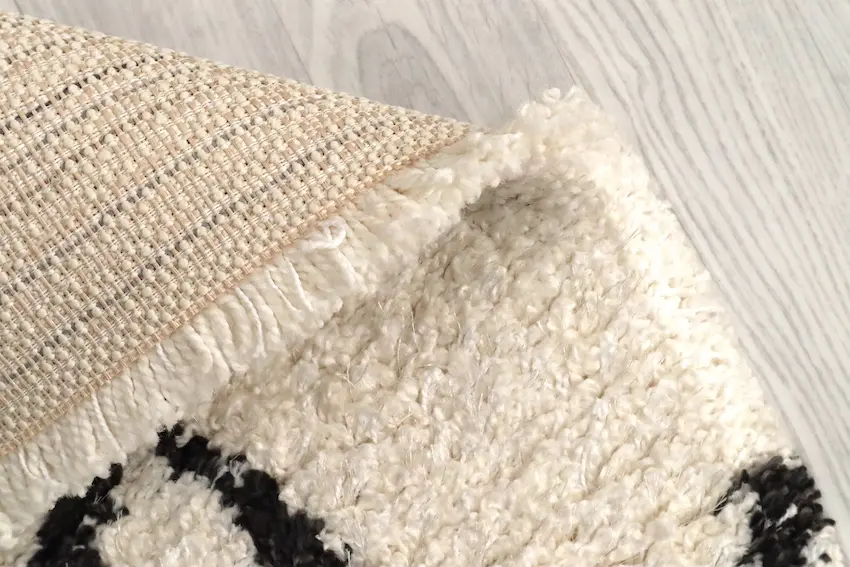 Shaggy Rug - Cream ZBK010