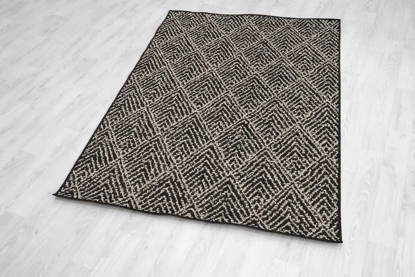 Outdoor rug - Neutral & Black - Diamond Design ZBR002