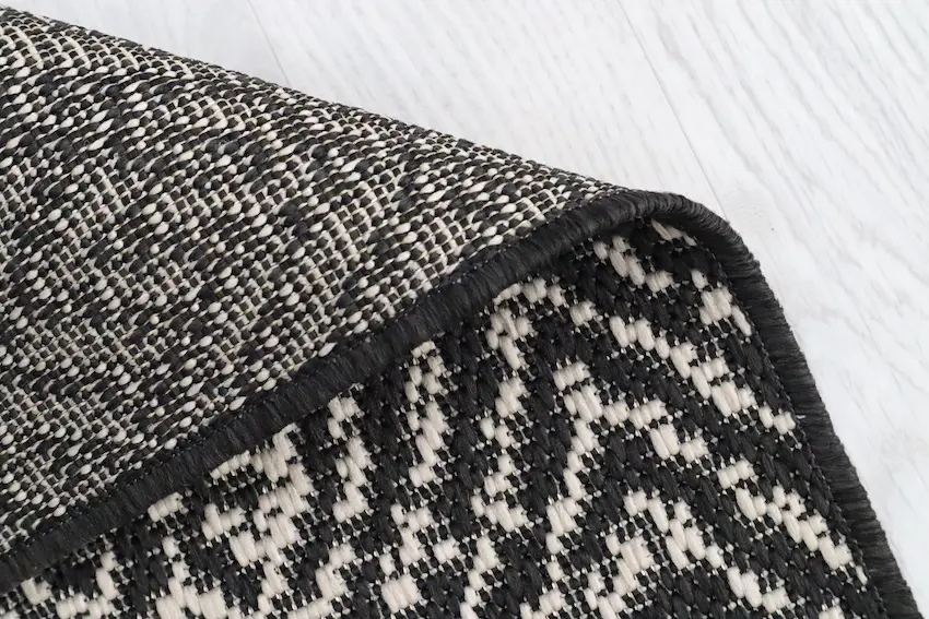 Outdoor rug - Neutral & Black - Diamond Design ZBR002