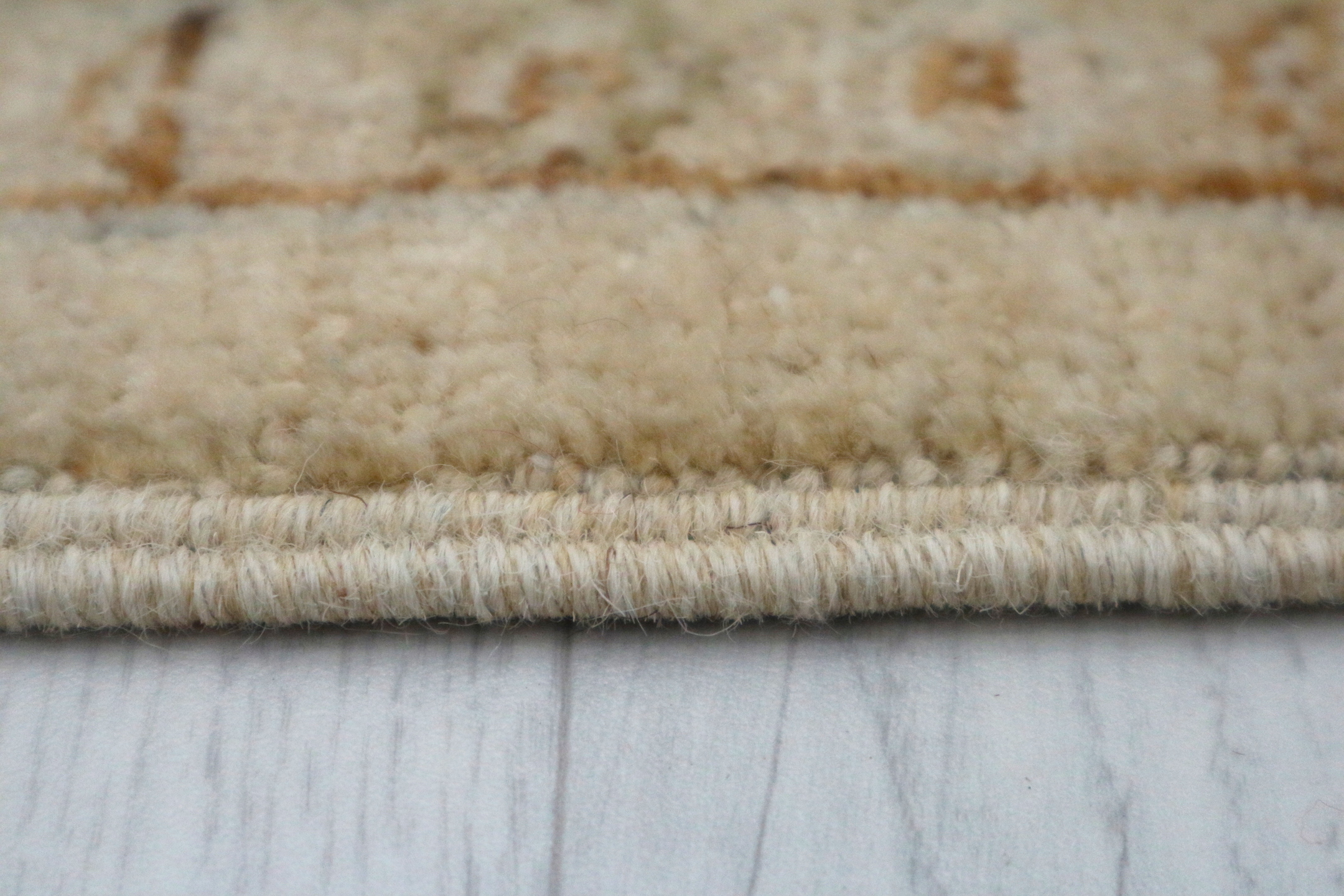 Afghan Veg Dye Rug AVE008075 105x74