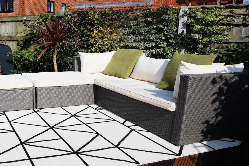 Outdoor rug - Cream - Geometric Design ZBE020