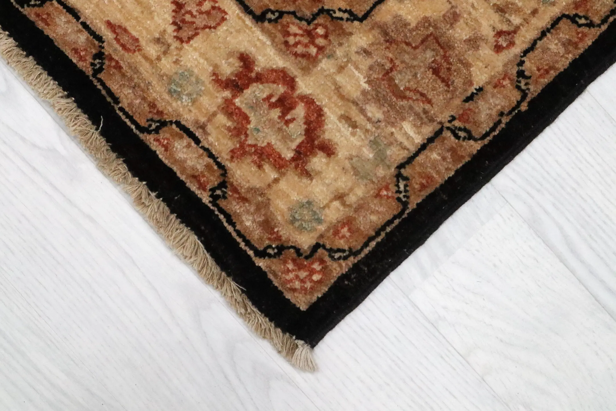 Afghan Veg Dye Rug AVE013073 151 x 105