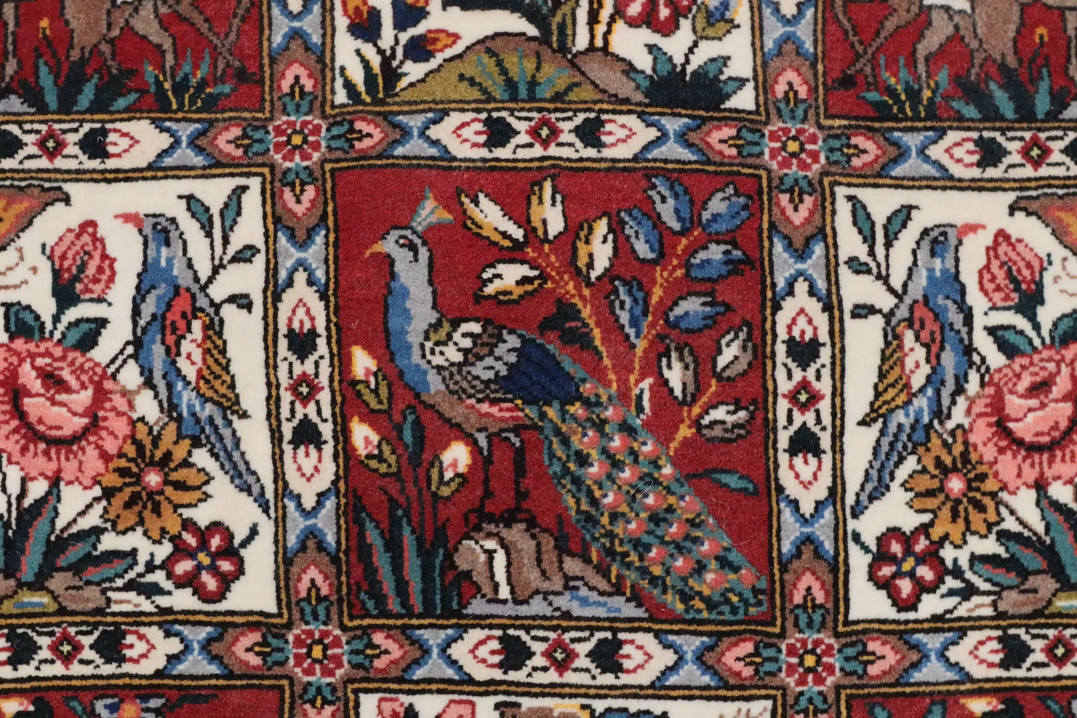 Persian Bakhtiar Rug PBA014030 1.50 x .99