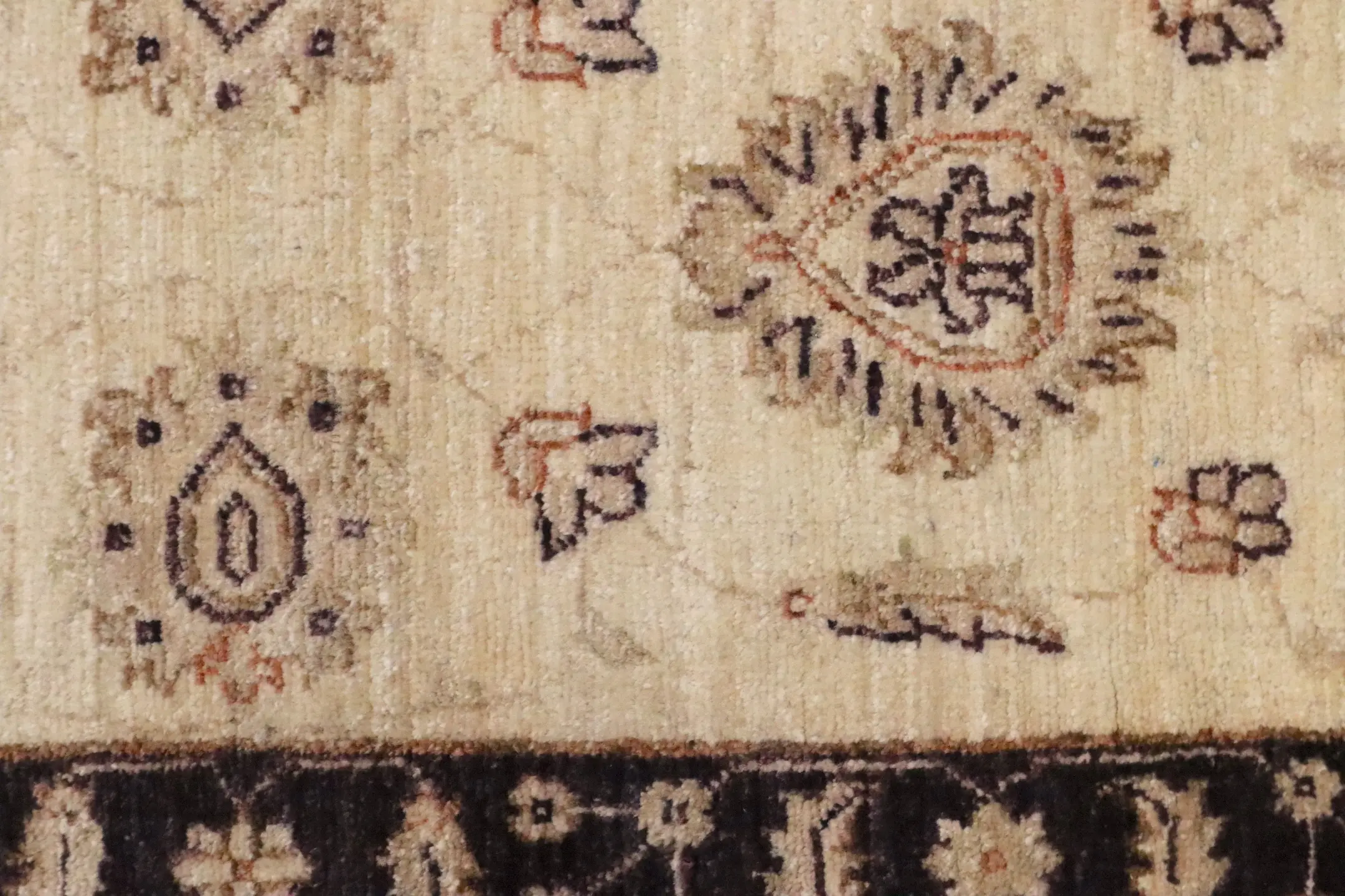 Afghan Veg Dye Rug AVE007029 117x58