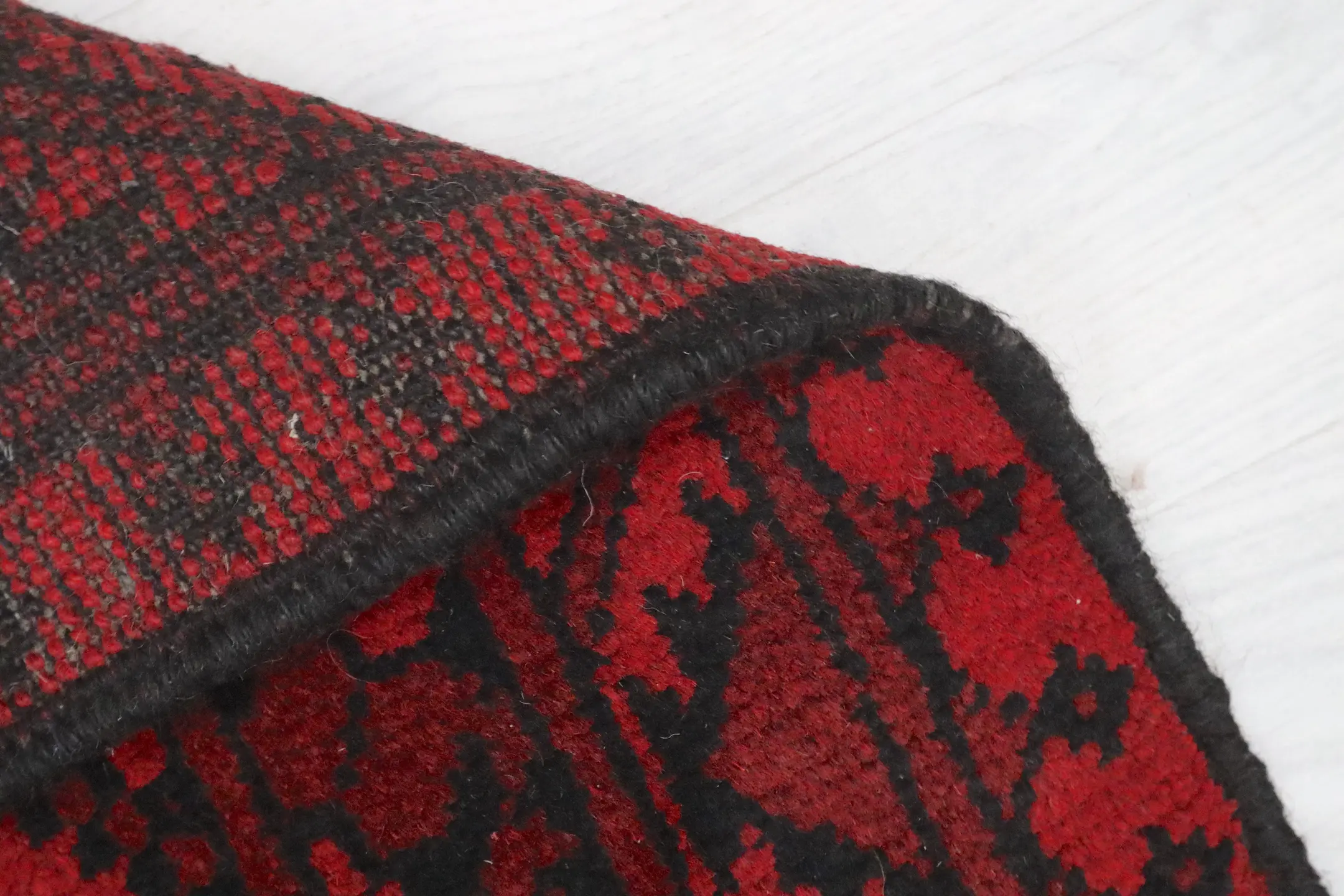 Afghan Red Rug ARE025000 293x249