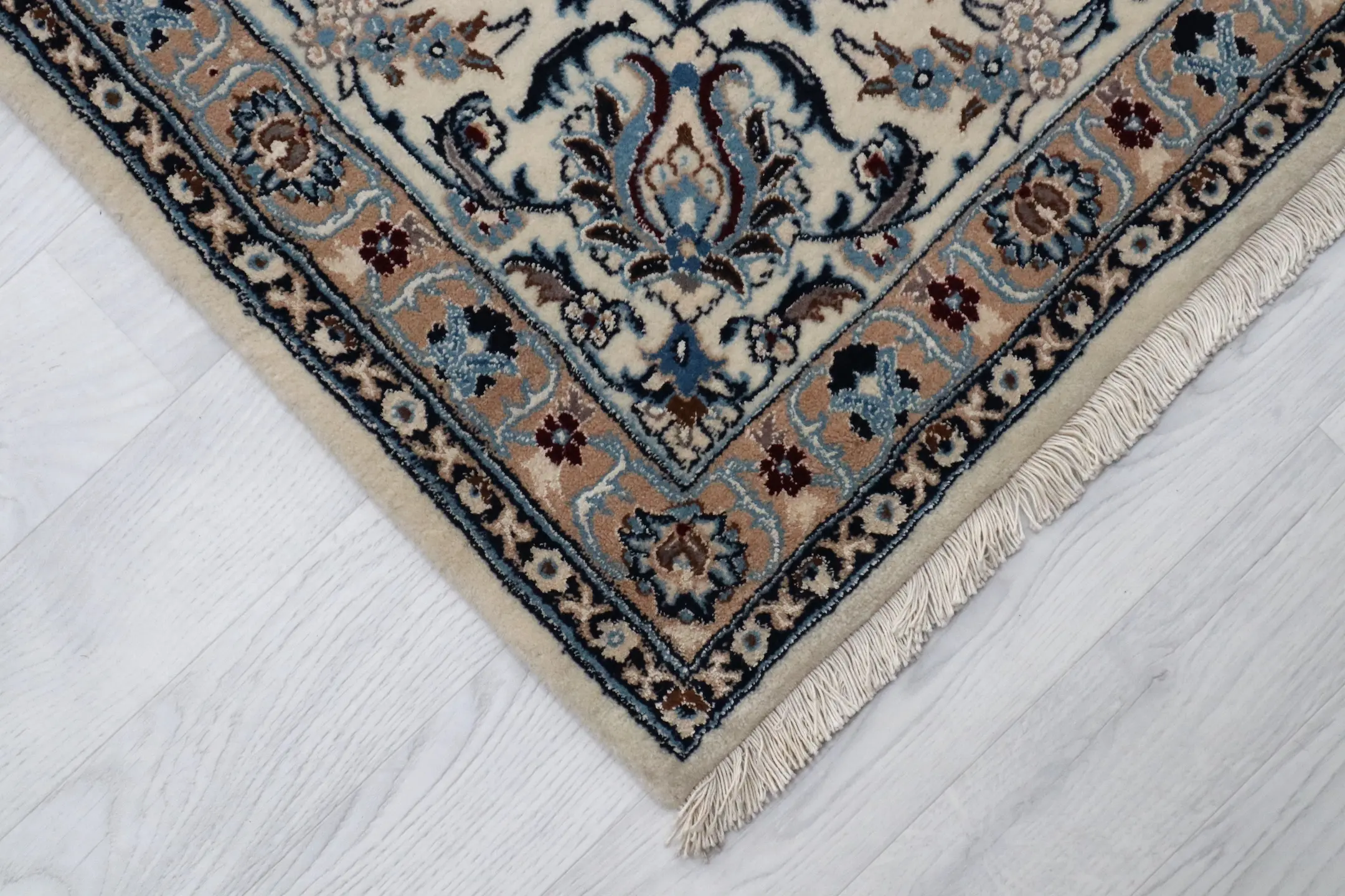 Persian Nain Rug PNA027F54 350x246