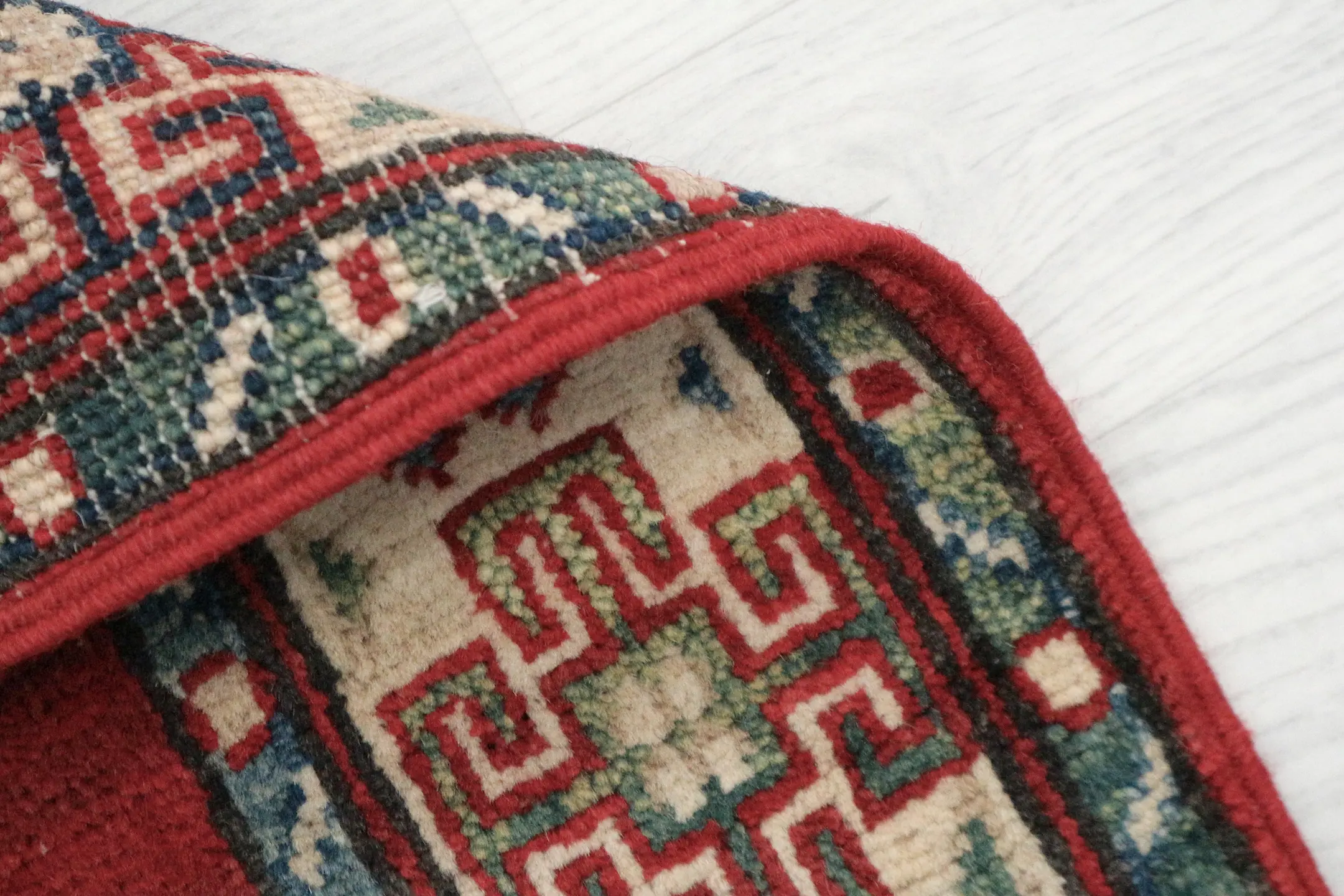 Afghan Kaynak Rug AKA010CHE 127x83