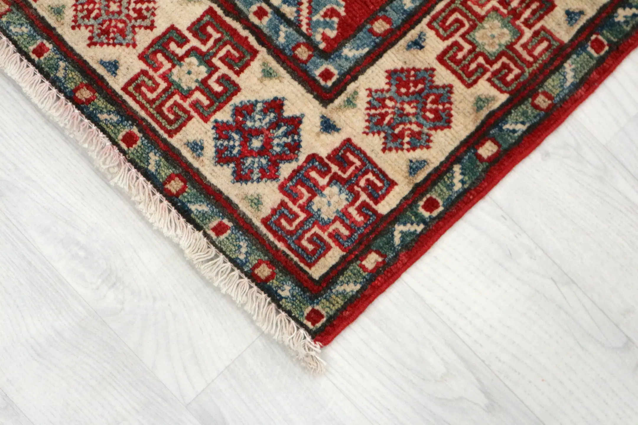 Afghan Kaynak Rug AKA010CHE 127x83