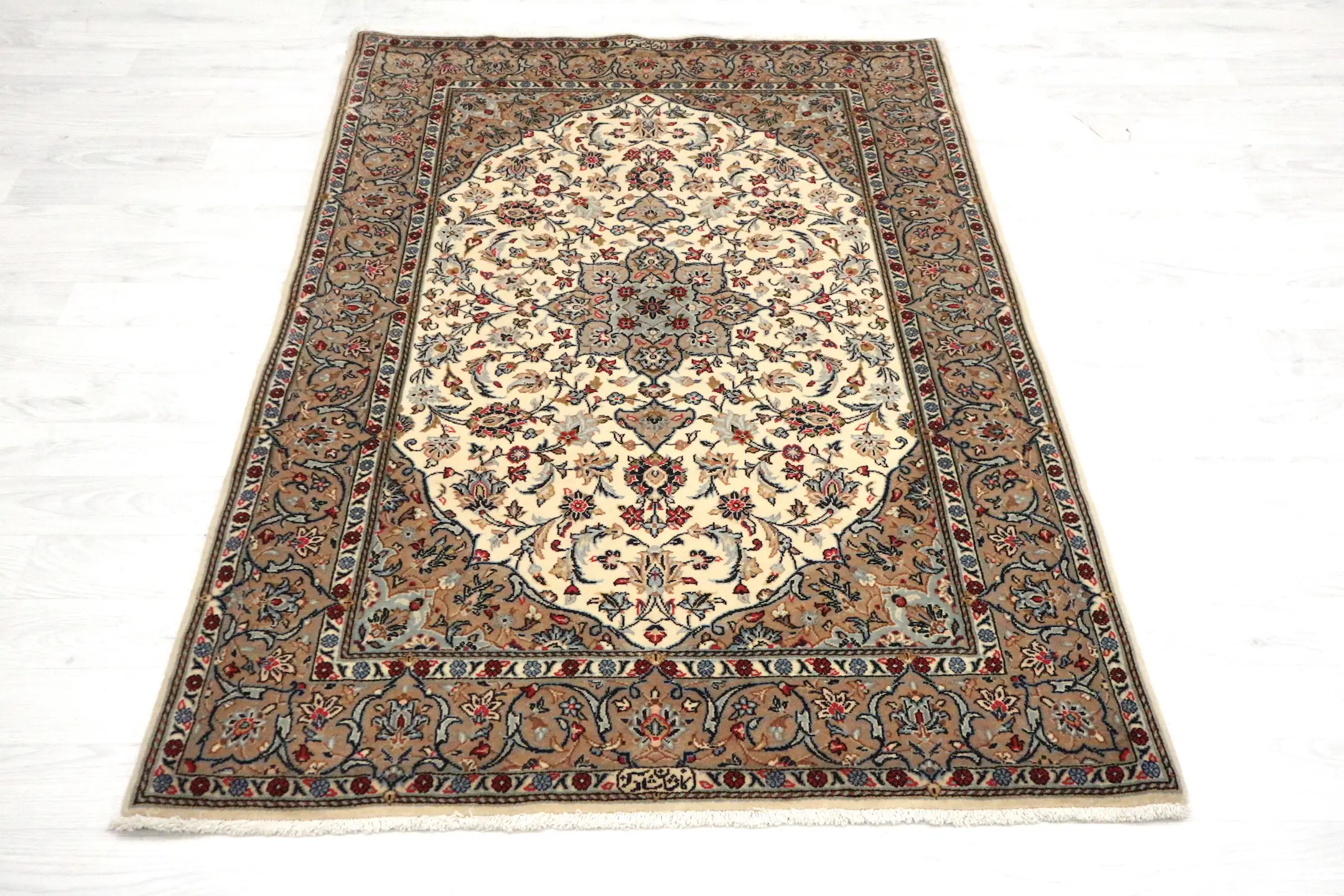 Persian Heriz Rug KES014F44 165 X 110