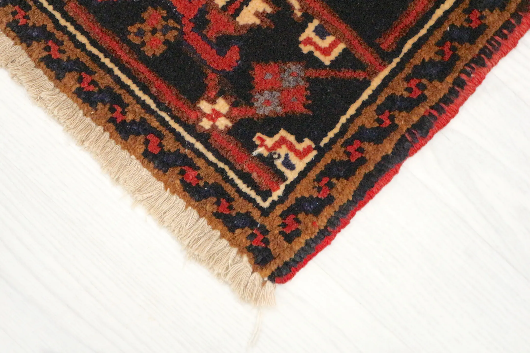 Persian Heriz Rug HER019000 195 X 147