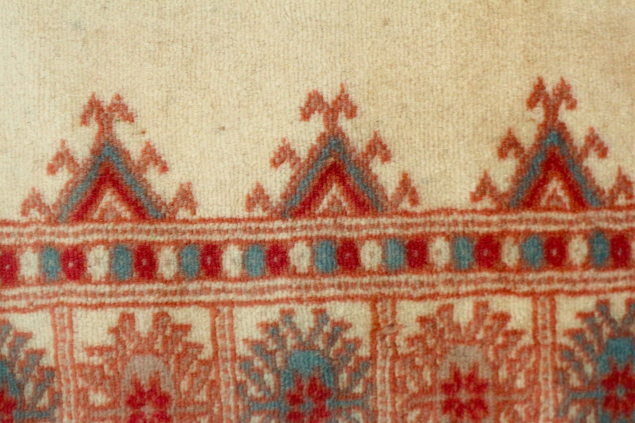 Fine Pakistan Bokhara Rug - Beige - Handknotted 100% wool Bokhara rug BOF044