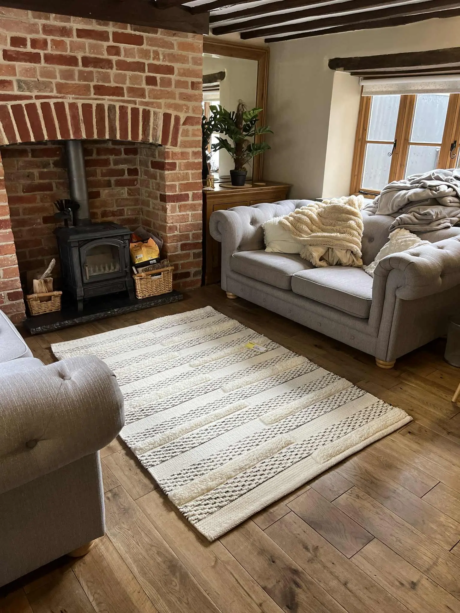 Scandinavian Style Rug - Neutral - Indian rug with Skandi design ILM001