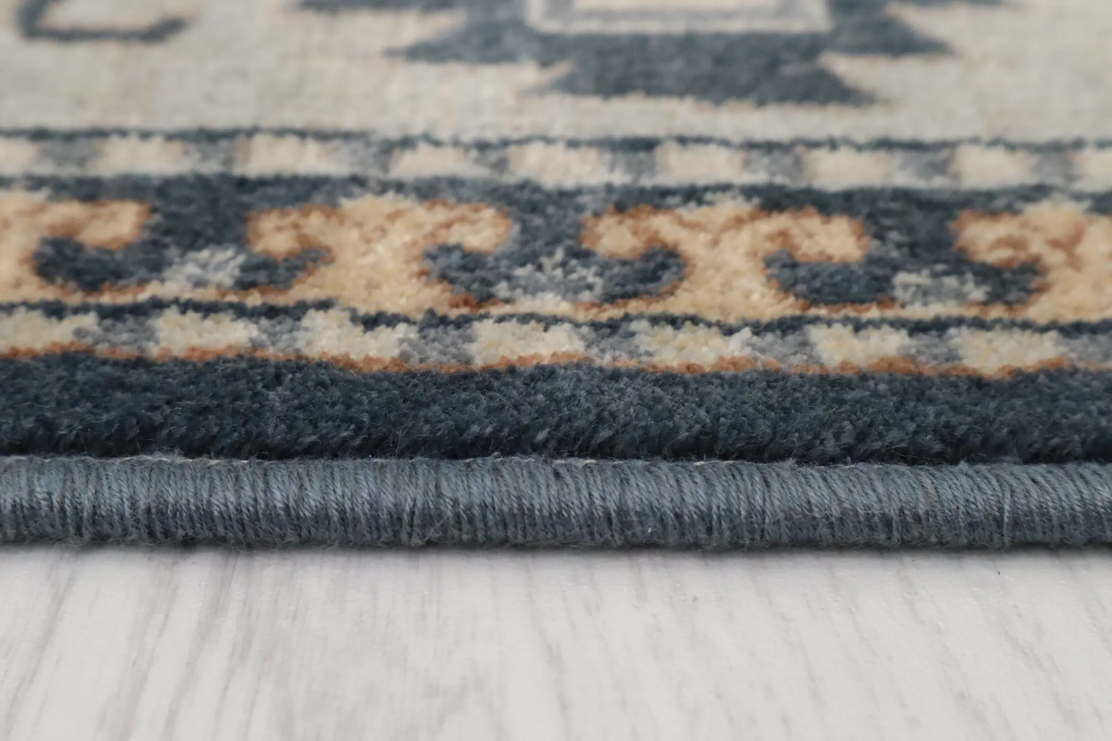 Vintage Design Rug - Multicoloured - Machine Woven ZCA015