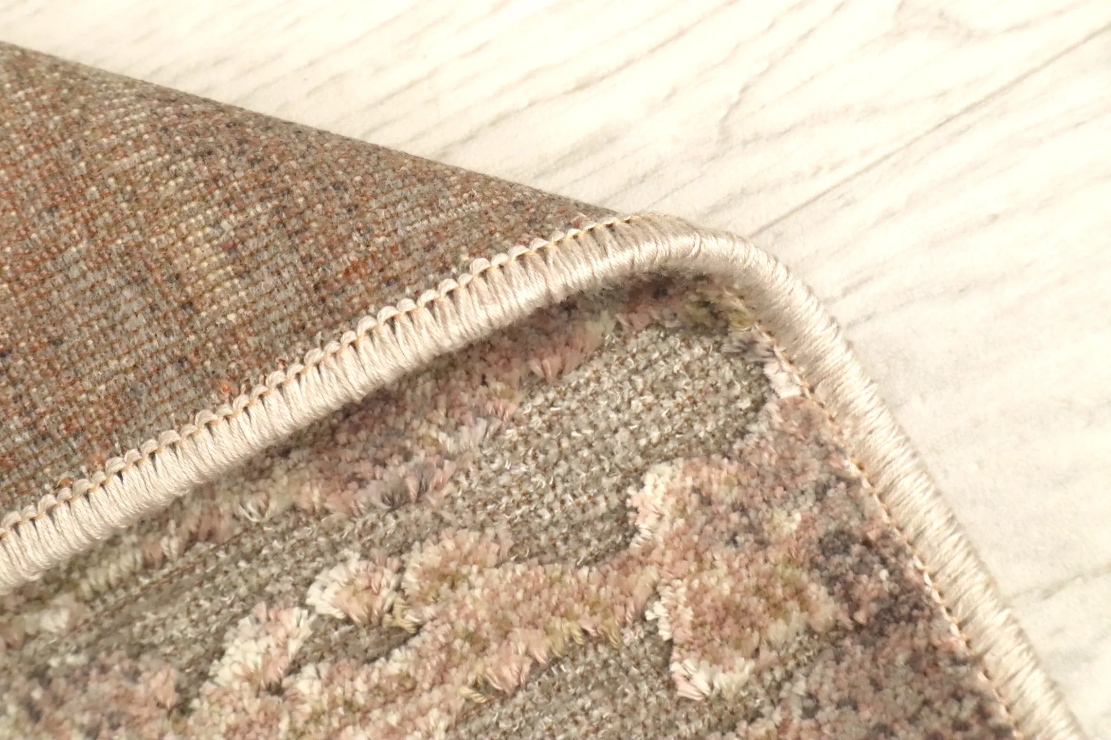 Vintage Design Rug - Multicoloured - Machine Woven ZCA012