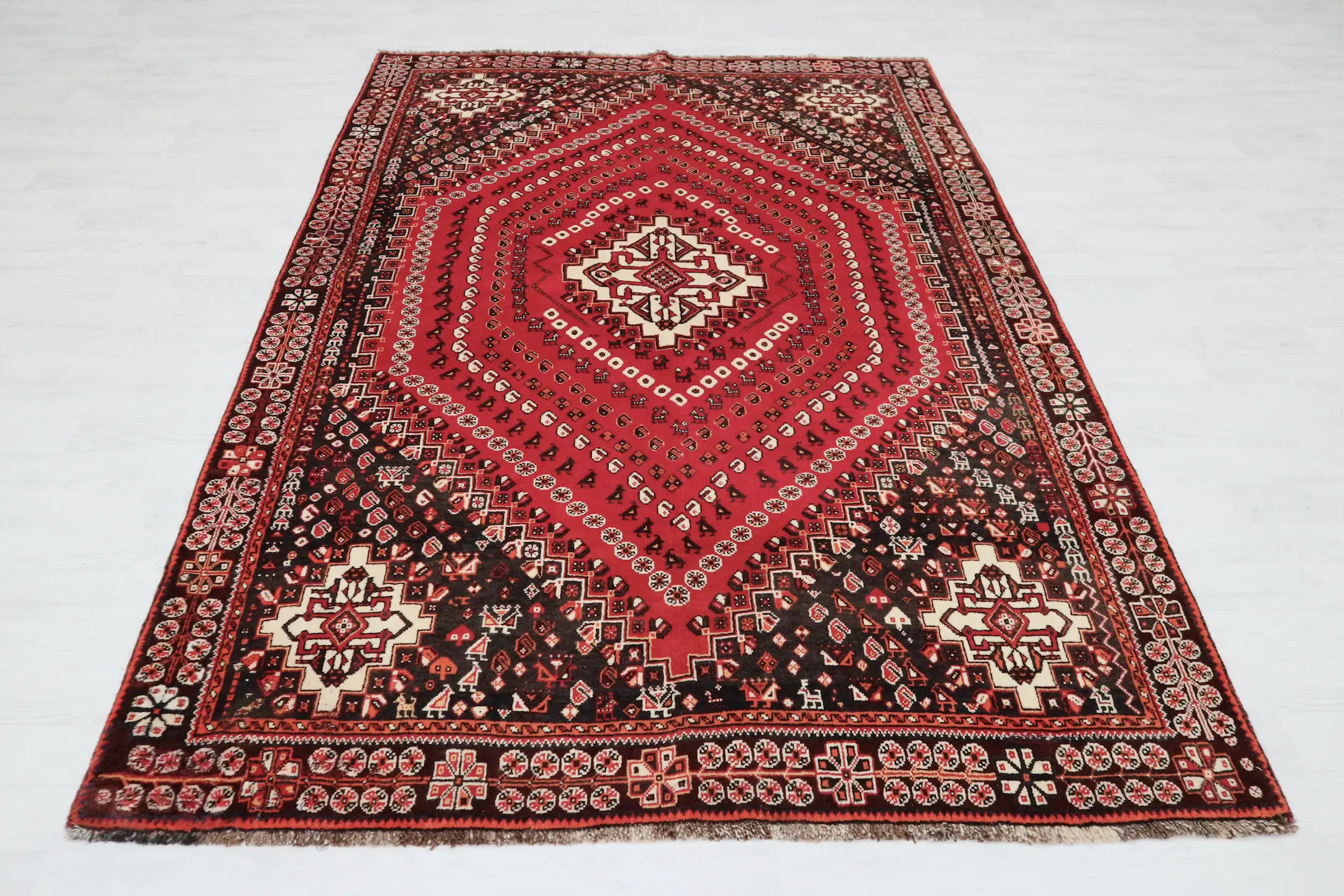 Persian Quashkai Rug QUA022000 260 X 177