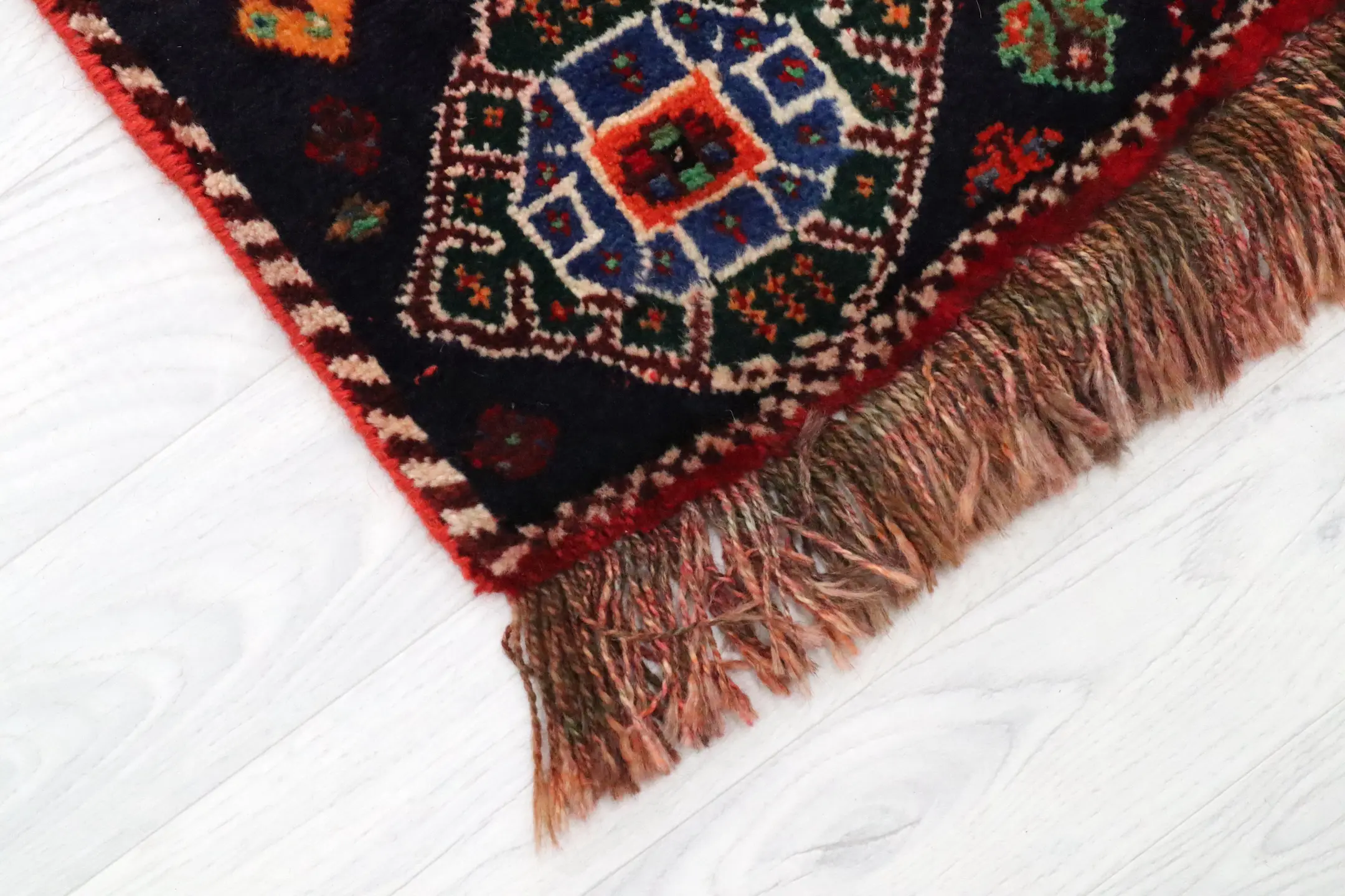 Persian Quashkai Rug QUA019000 226 X 134