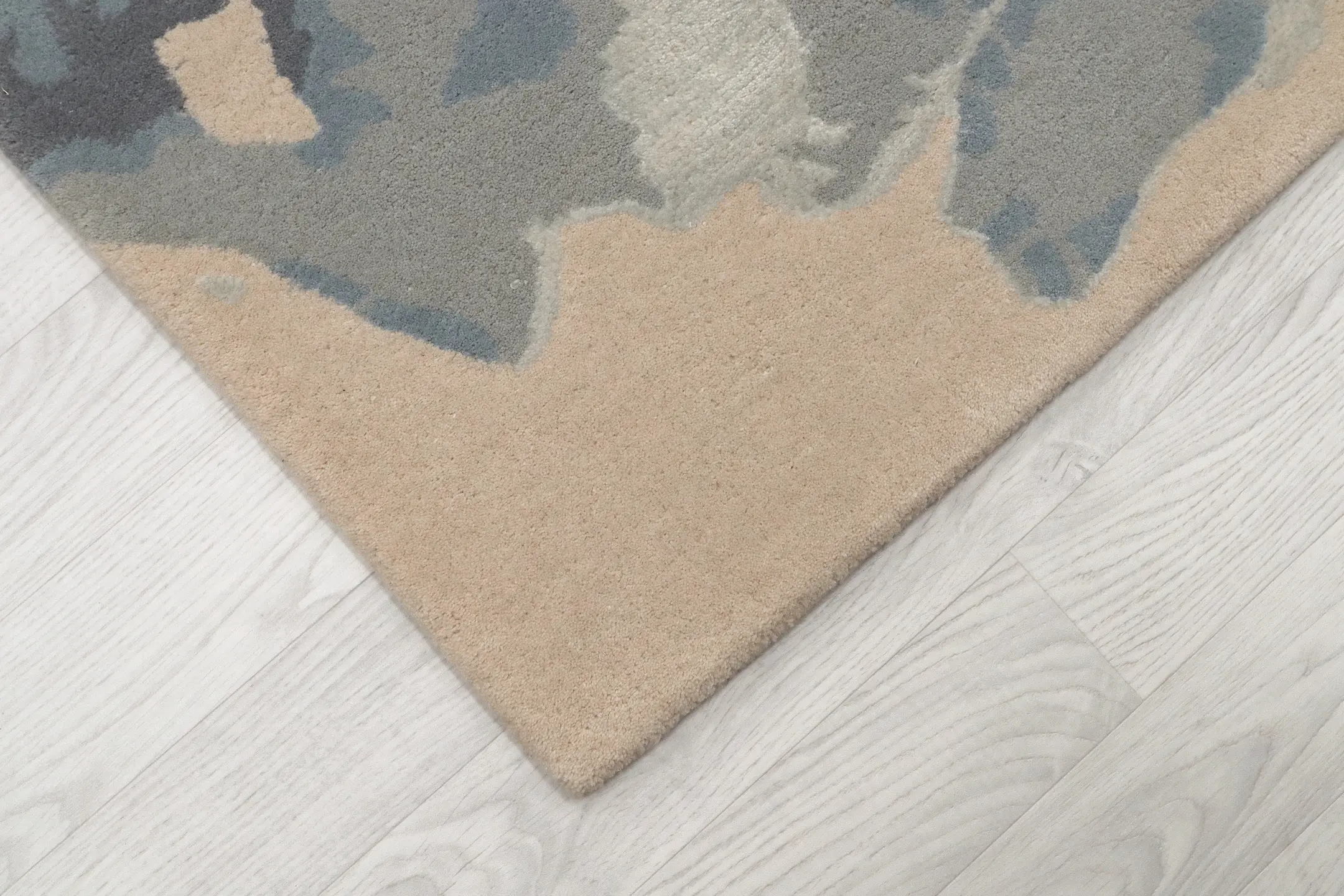 Ella Claire Indian Rug - Cream and Blue - ECAC01