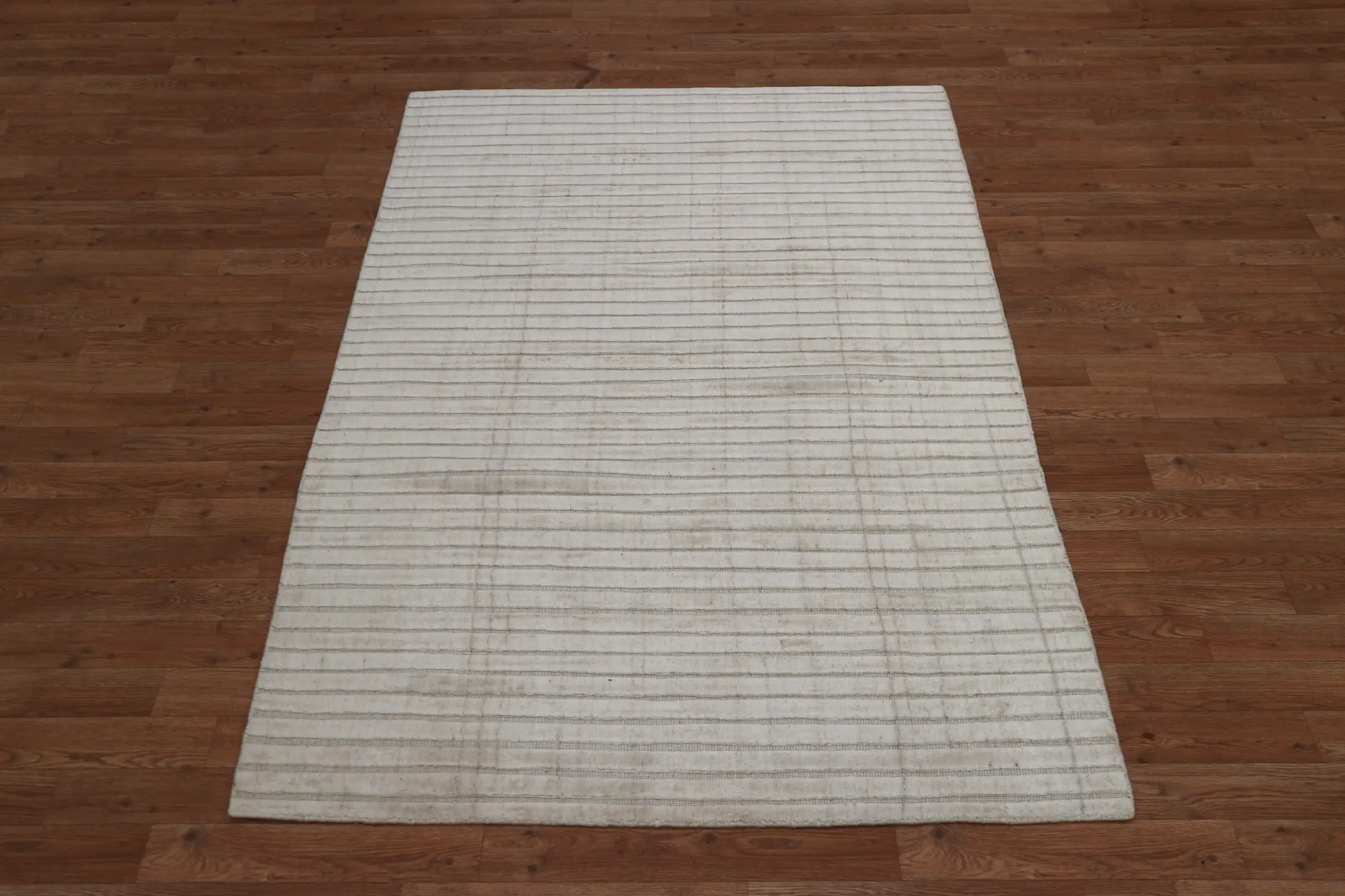 Lippa Tip Sheered Rug IHV018005 183 x 122