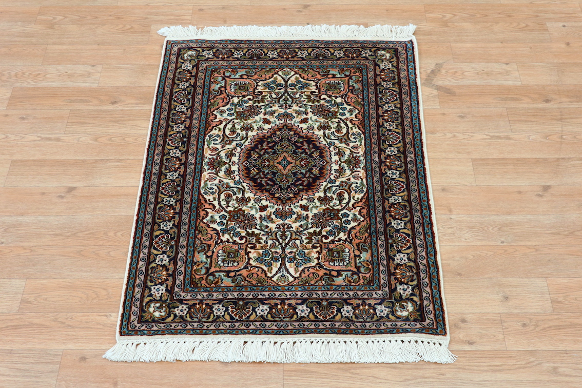 Kashmir Silk Rug KSK006084 92 X 62
