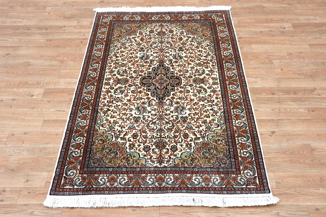 Kashmir Silk Rug KSK013075 156 X 94