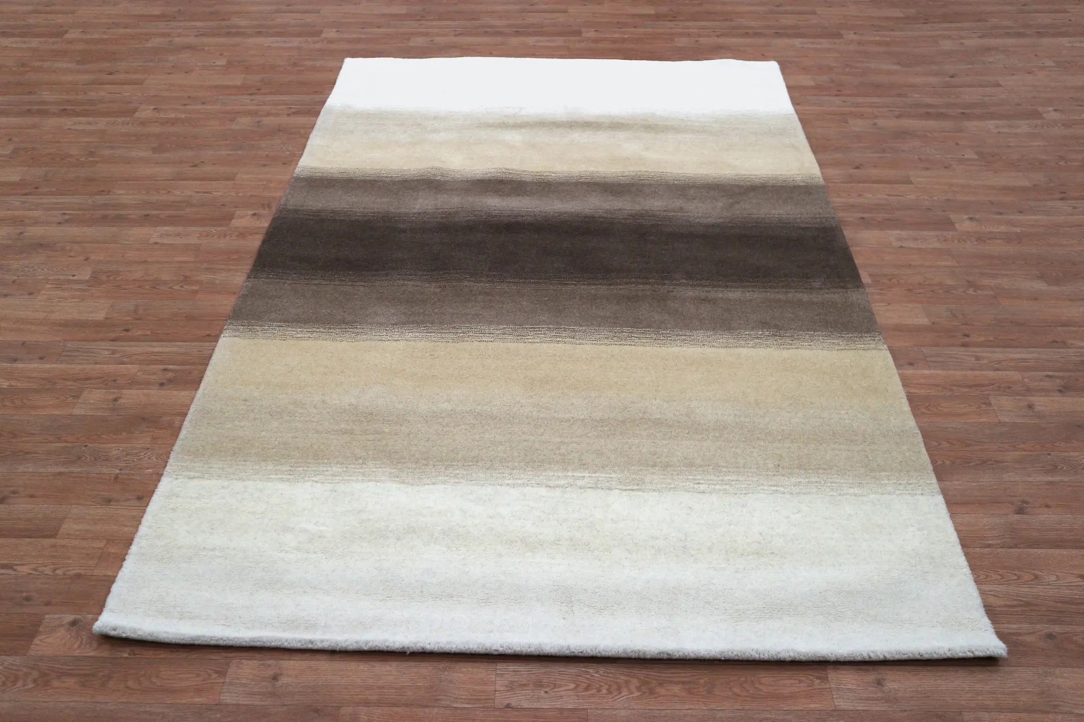 Modern Rug LJC020C25 242 x155