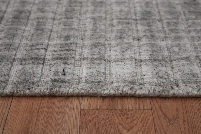 Lippa Tip Sheered Rug IHV044004 244 x 80
