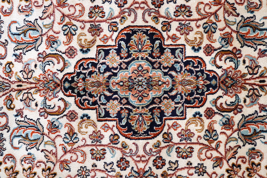 Kashmir Silk Rug KSK013075 156 X 94