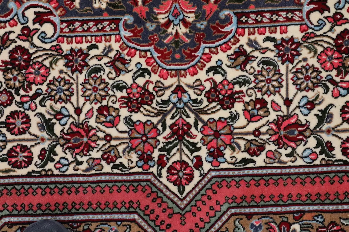 Persian Qum Rug PQU020000 217 X 144